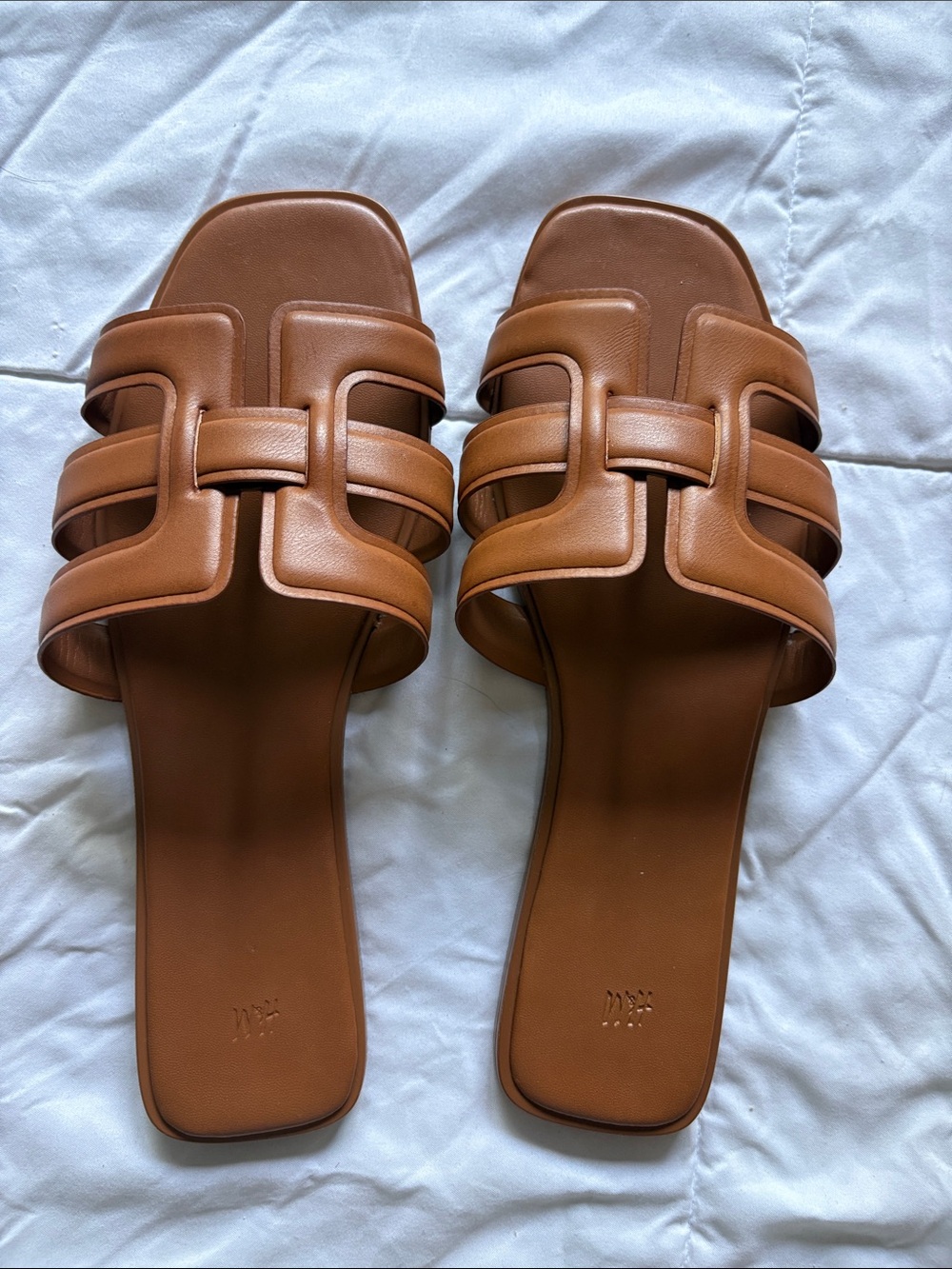 Women's brown Slide Sandals - Leather-look(PU) Interlaced Upper